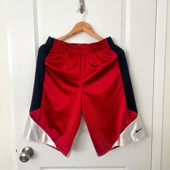 Nike Reversible Basketball Shorts - Picture 1 of 4